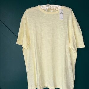 American Eagle Outfitters Light Yellow Short Sleeve Tee